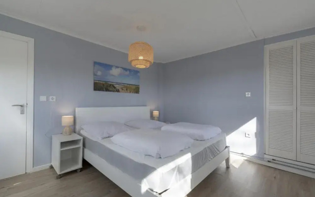 Modern Holiday Home With Large Garden