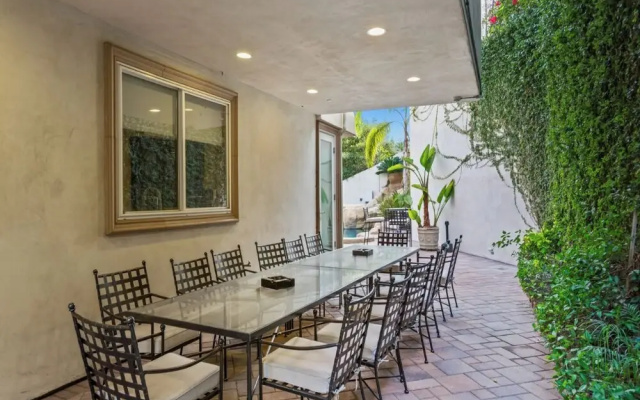 Robmar Mansion - Beverly Hills Mediterranean Estate With Pool & Sport Court