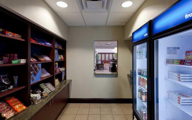 Hampton Inn & Suites Syracuse Dewitt