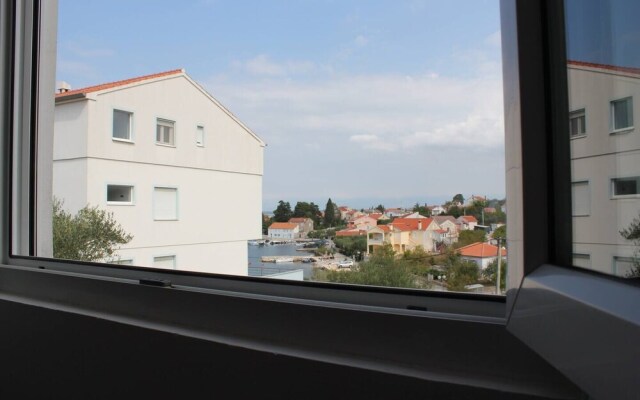 Sea View Apartment Ruza, Sleeps 4