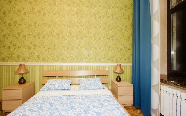 Апартаменты «LUXKV на Кудринской площади»