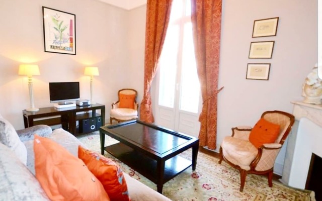 Captivating 3-bed Apartment in Cannes