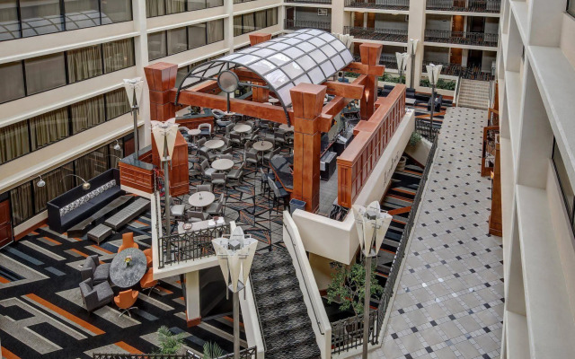 Hilton Knoxville Airport