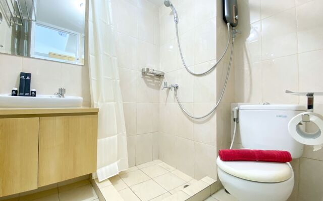 Fancy And Simply Studio Room At Springlake Summarecon Bekasi Apartment