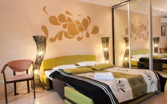 Home-Hotel Konstantinovskaya 44