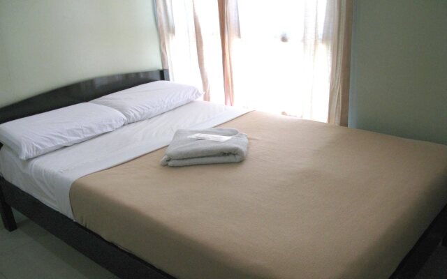 Jade Dragon's Suites