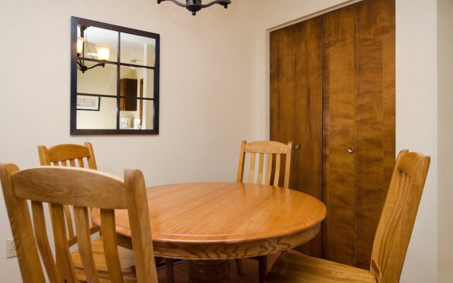 Shadow Run Condominiums