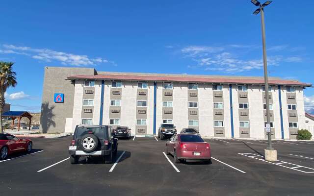 Motel 6 Bullhead City, AZ