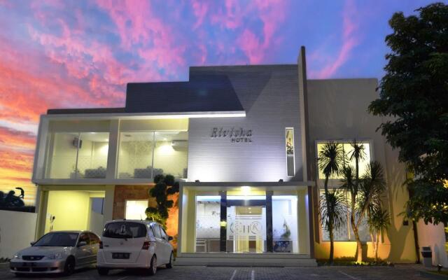 Rivisha Hotel