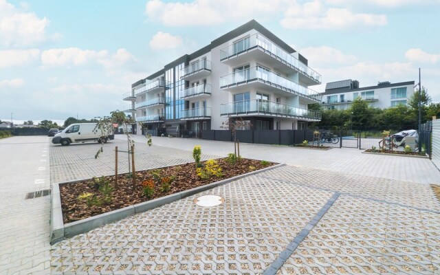 Apartment With Terrace Gąski by Renters