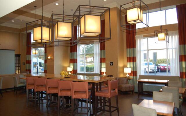 Hampton Inn & Suites Charlotte Airport