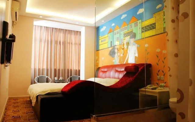 Super 8 Hotel Jinan Railway Station Square