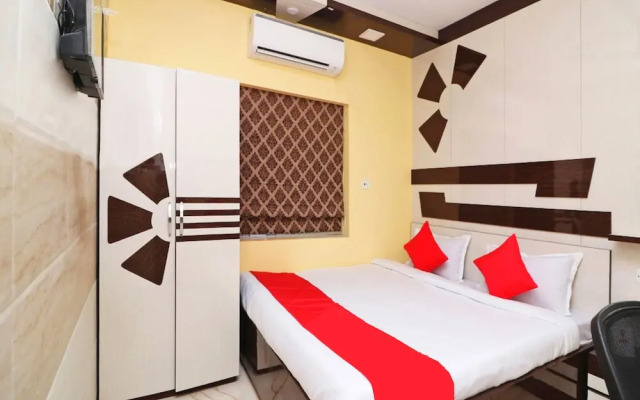 Goroomgo Sanjoy Guest House Ruby Tagore Park Kolkata