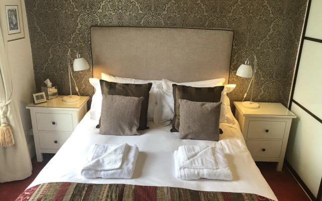 Sheridan Guest House