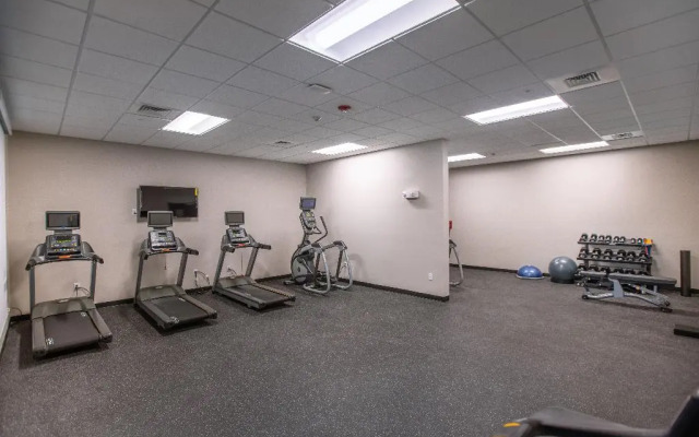 Holiday Inn Kansas City - Northeast by IHG