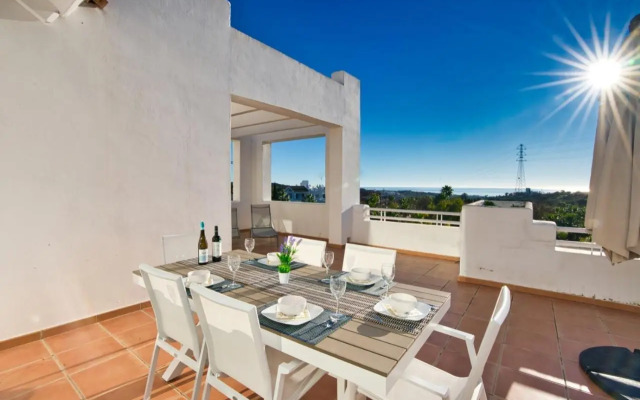 AL-321 Penthouse 3 bedrooms Alcazaba Lagoon