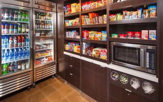 Courtyard by Marriott Richmond Northwest