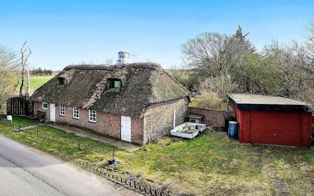 6 Person Holiday Home in Ringkøbing