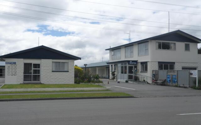 Aden Motel