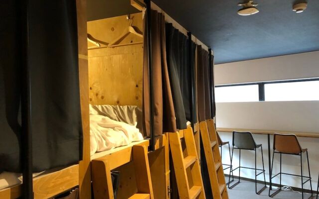 Okaeri House - Hostel