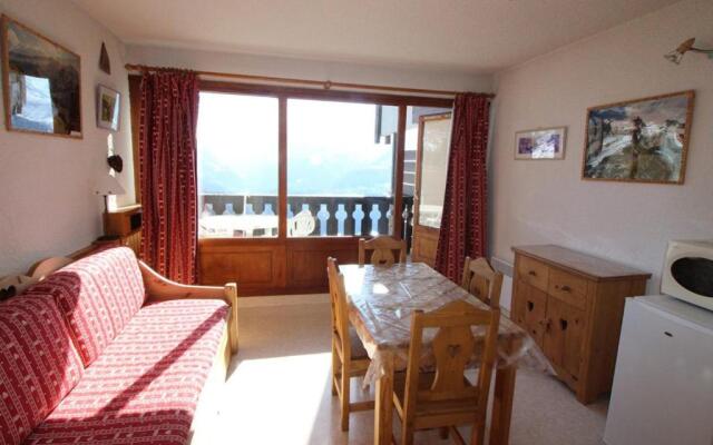 Appartement Auris, 1 pièce, 4 personnes - FR-1-297-25