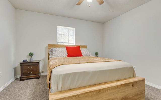 Charming Satsuma Home ~ 14 Mi to Mobile!