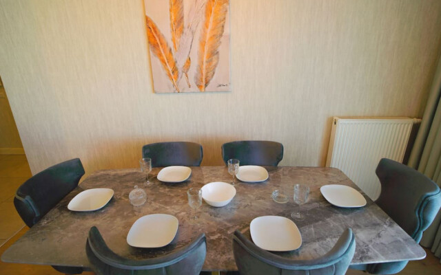 2 Bedroom Luxury Apartment near Mall of Istanbul