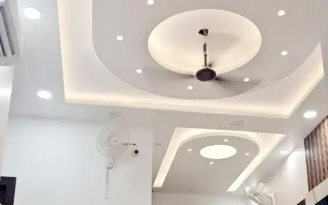 OYO 701490 Hotel Sharma Ji Inn