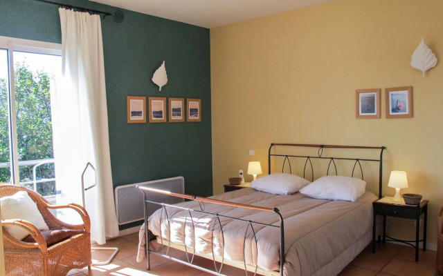 Holiday Home Les Pinasses