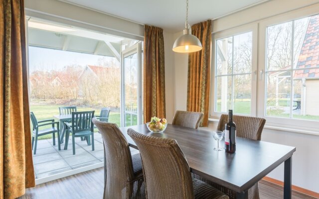 Luxurious Detached With a Garden in De Maasduinen