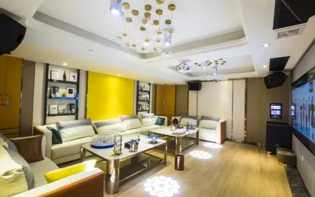 Huangshan Hotel