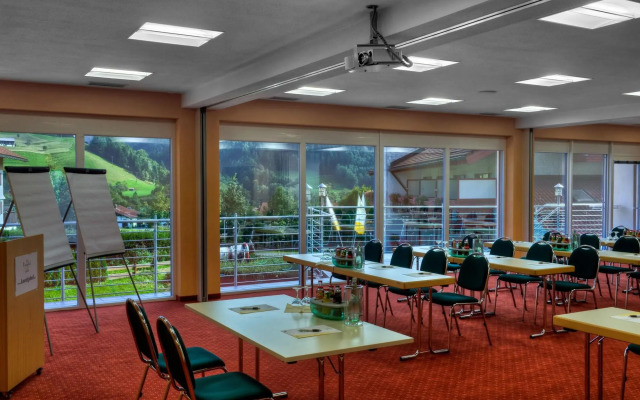 Königshof Hotel Resort ****S