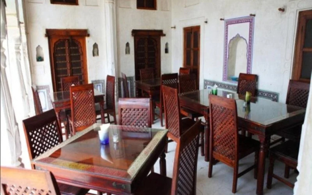 Hotel Ramgarh Fresco