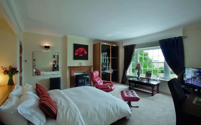 Sturmer Hall Hotel & Conference Centre