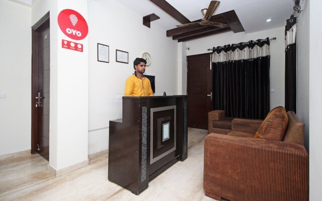 OYO 6601 Mannat Residency
