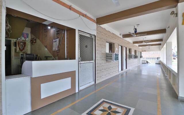 OYO 28248 Hotel Balaji Inn