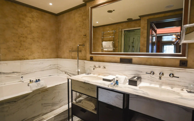 Hotel TwentySeven