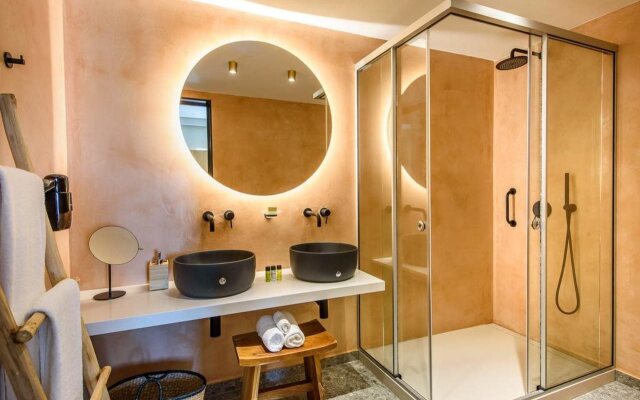 Caldera Theros Villas