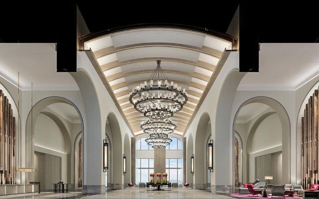 Crowne Plaza Qingdao Oriental Movie Metropolis