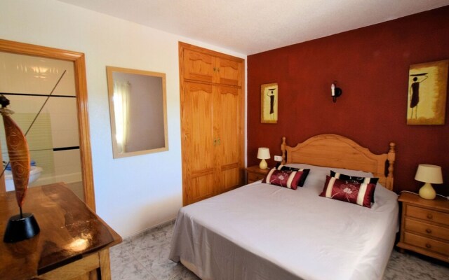 Cozy Holiday Home With Private Swimming Pool in Viñuela