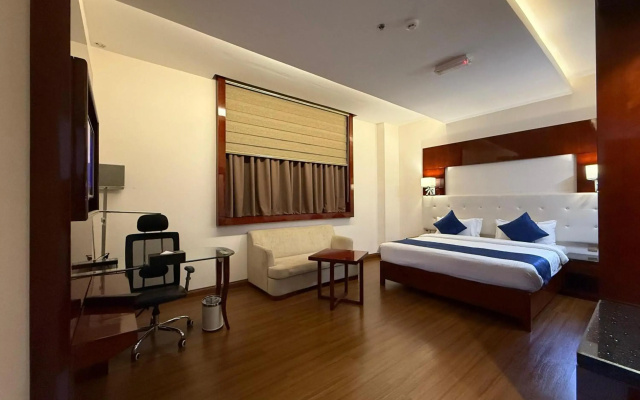 Golden Tulip Headington Ruwi