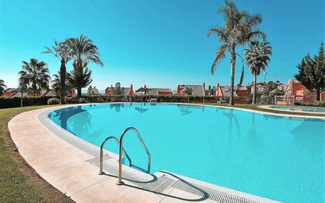 Beautiful and Spacious, 3 bedroom apartment LA23