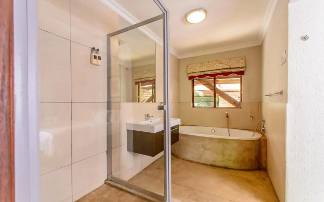 Zebrina Guest House