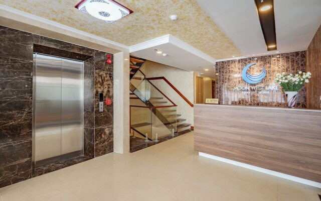 Moon West Lake Serviced Apartment