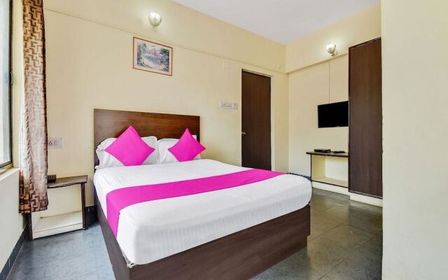 Spot On 60228 Hotel Shangrila