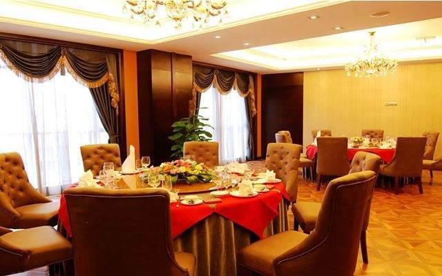 Kunming Sheng Shi Qian He Hotel