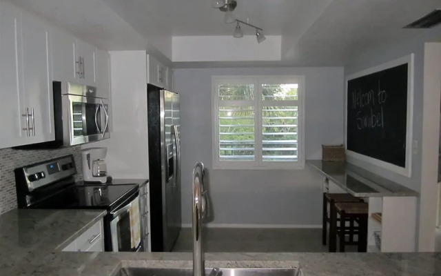 Loggerhead Cay by Dream Vacation Rentals