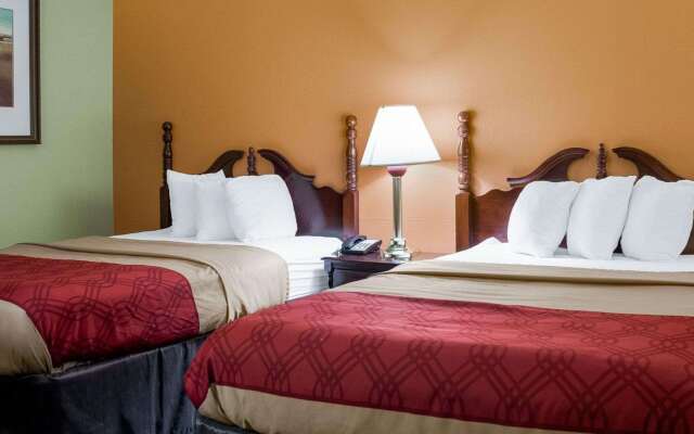 Econo Lodge Canton I-55