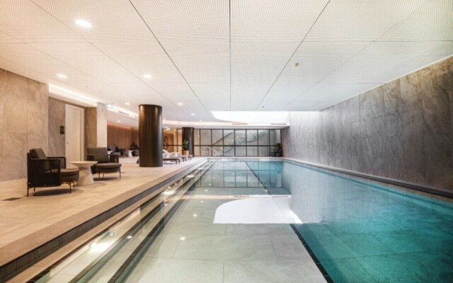 Skygarden Luxury Condo
