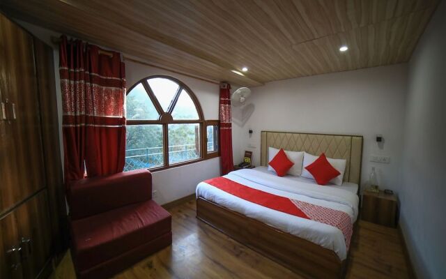 OYO 16801 Paradise Regency
